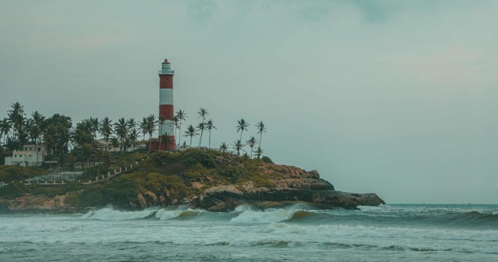 10 Beautiful Tourist Places to Visit in Kerala