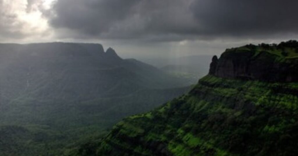 10 Best Places to Visit in Maharashtra in Winter 2024