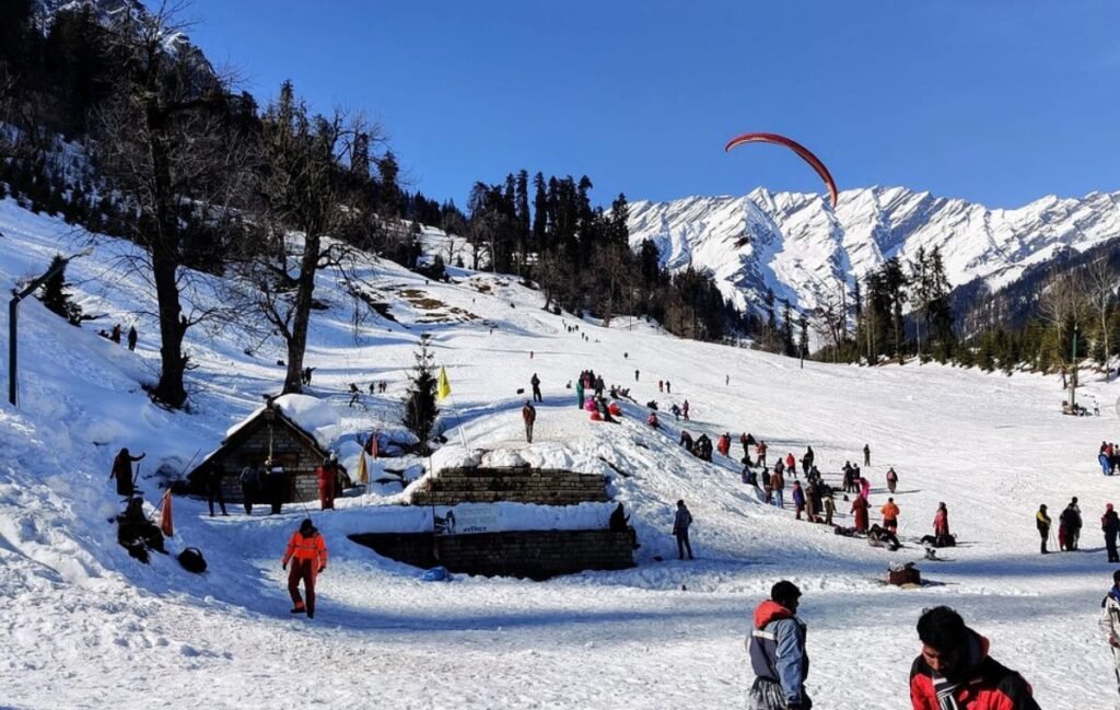 Top Hill Stations of India for Winter Getaway