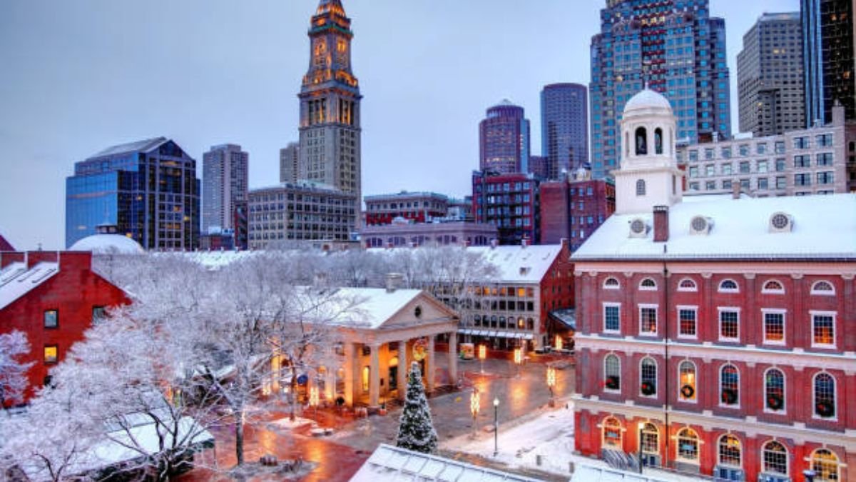 Best Christmas Towns in USA